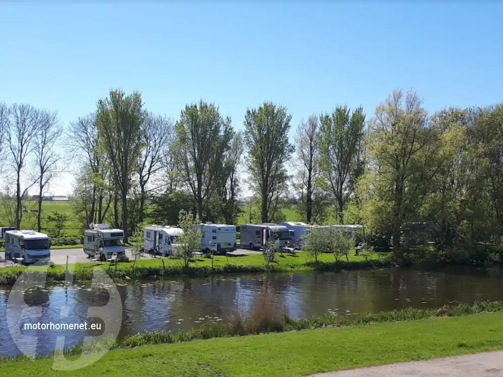 Molkwerum camper parking Seleantsje Friesland Nederland