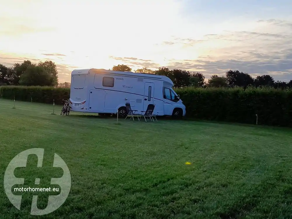 Kinrooi camperplaats Op Het Suzen Limburg Belgie