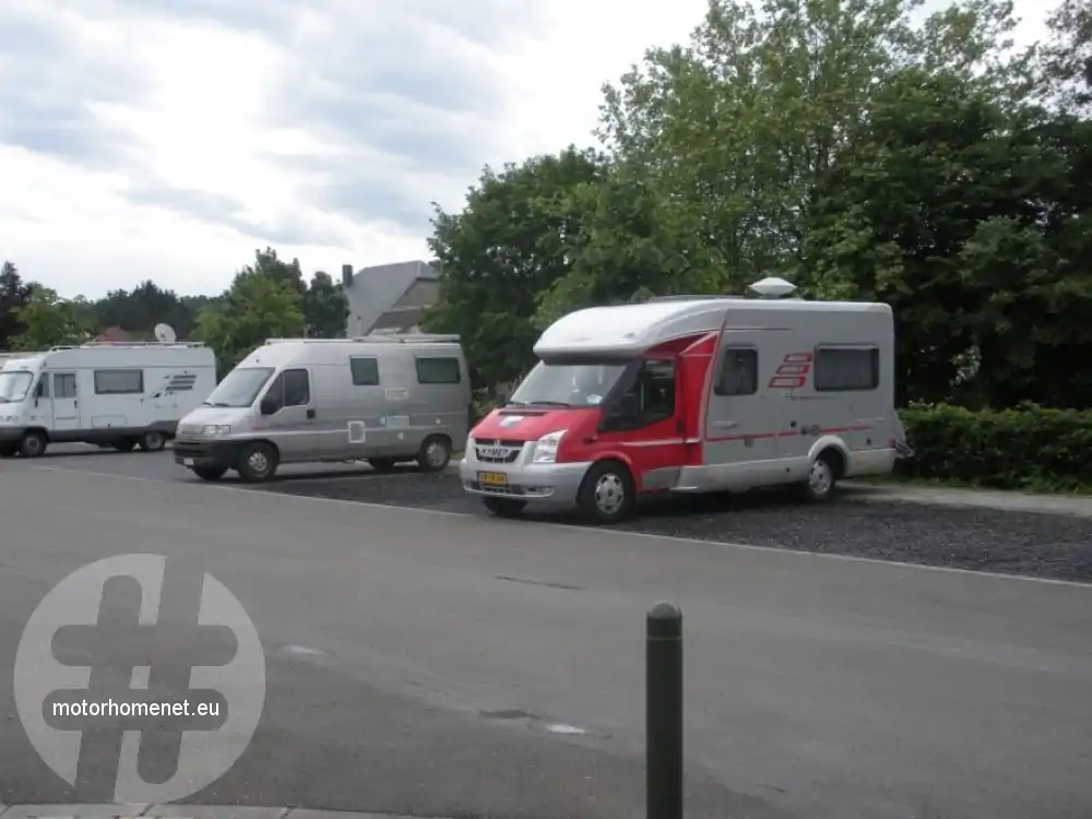Han Sur Lesse camperparking Namen Belgie