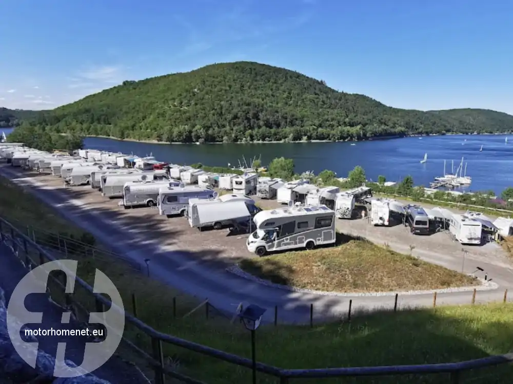 Waldeck camperplaats Edersee Alm Hessen Duitsland