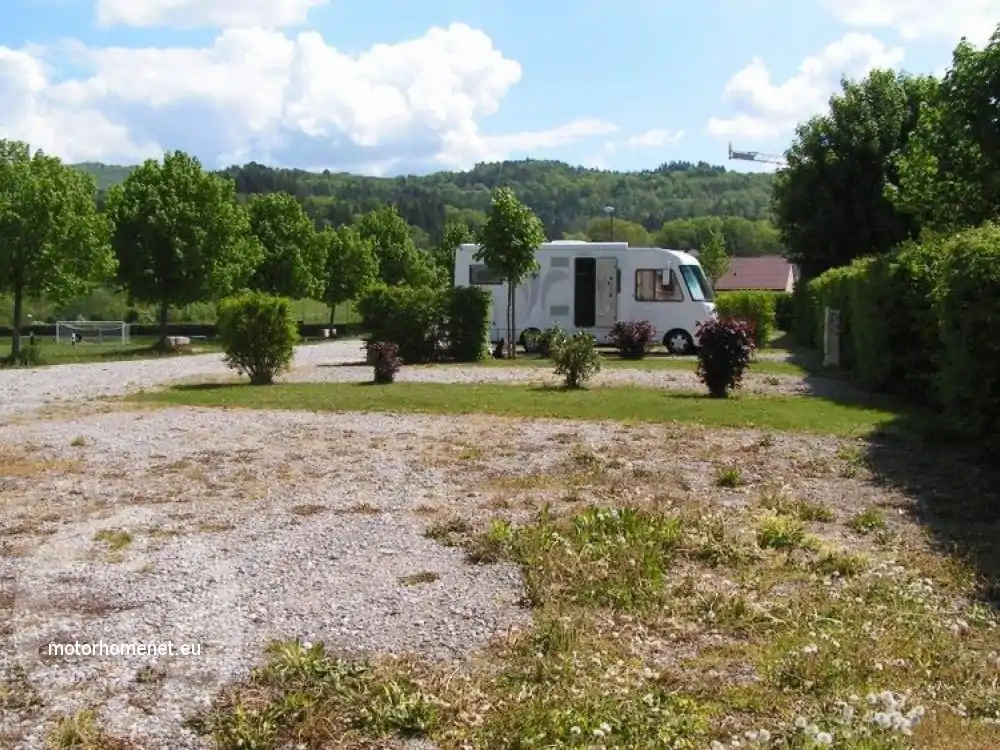 aire camping car Frankrijk Bourgogne-Franche-Comte Arinthod