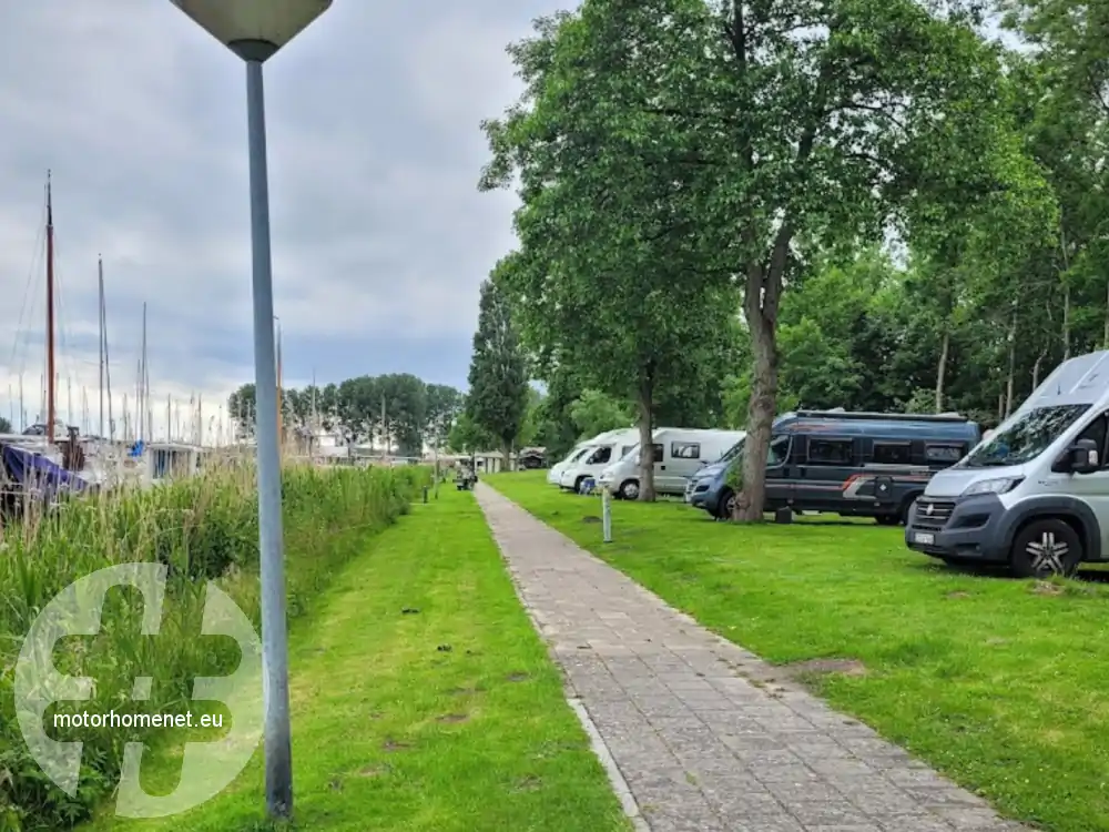 Zoutkamp camperplaats Hunzegat Groningen Nederland