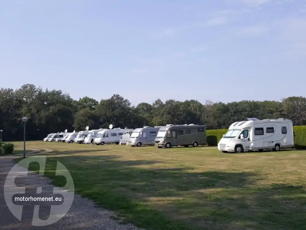 Afferden camperplaats Roland Limburg Nederland