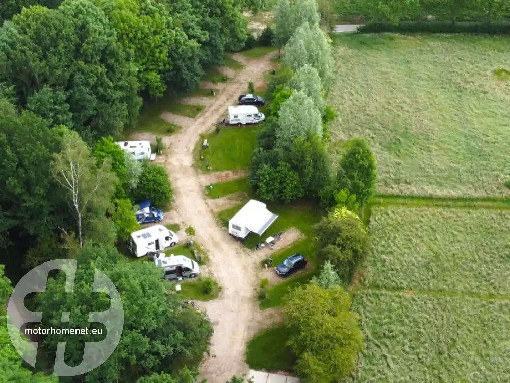 Gennep camperplaats Maascamp Limburg Nederland