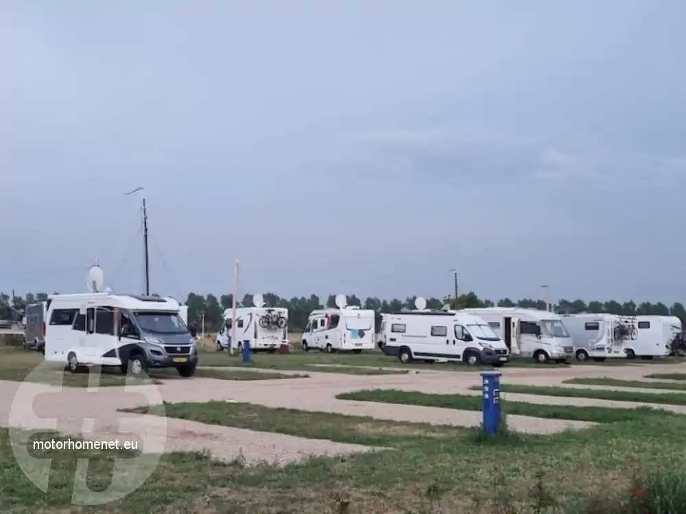 Sas Van Gent camperplaats Het Eiland Zeeland Nederland