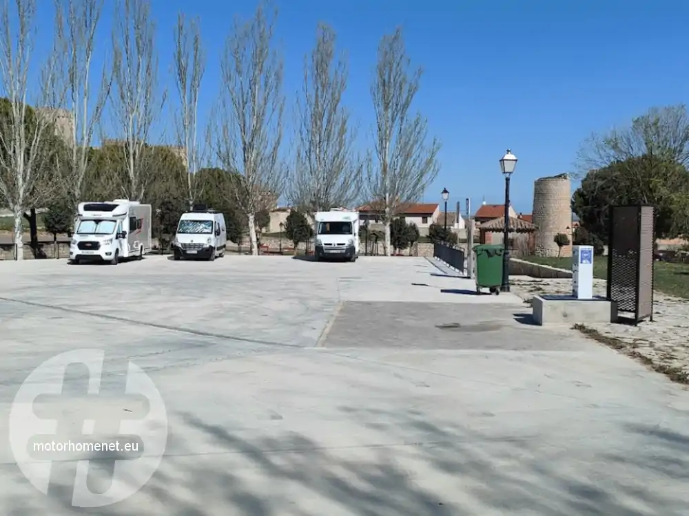 Ampudia camper parking Plaza de Toros Castilie en Leon Spanje